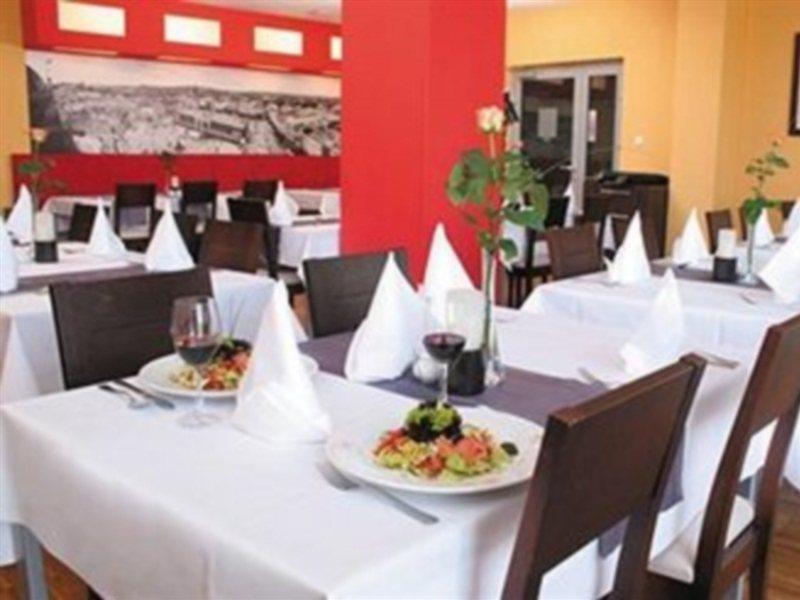 Wm Hotel System Sp. Z O.O. Cracovia Esterno foto