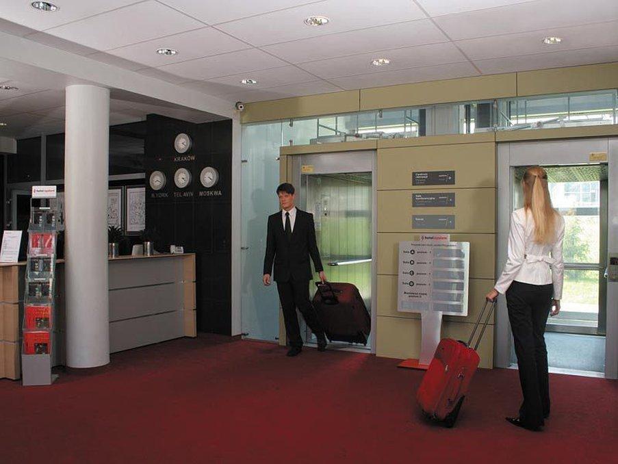 Wm Hotel System Sp. Z O.O. Cracovia Esterno foto